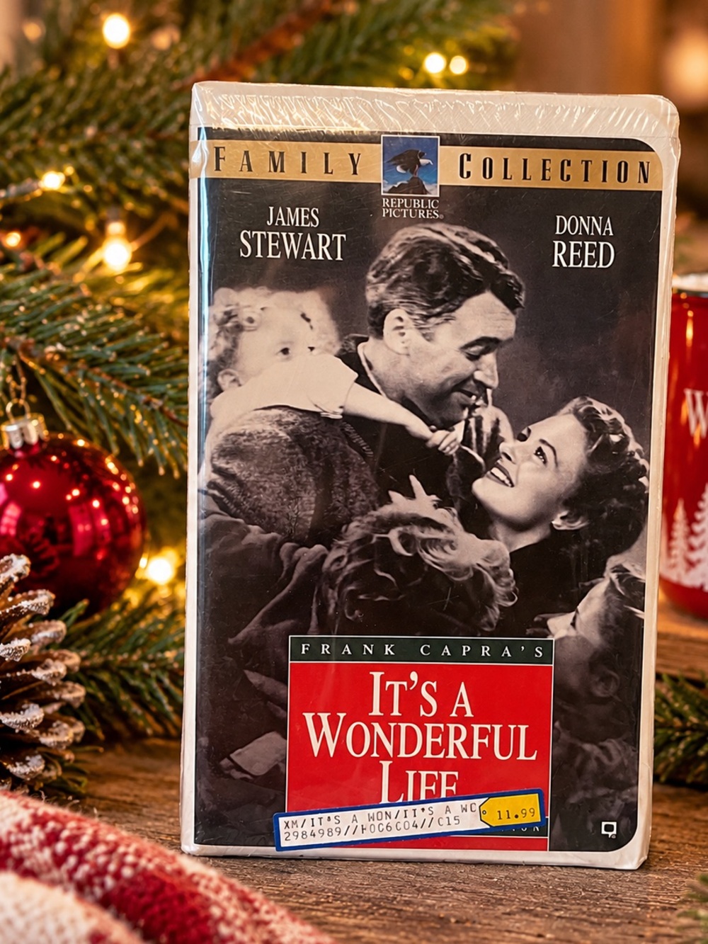 Vintage 1996 It’s a Wonderful Life VHS Sealed James Stewart Christmas Movie